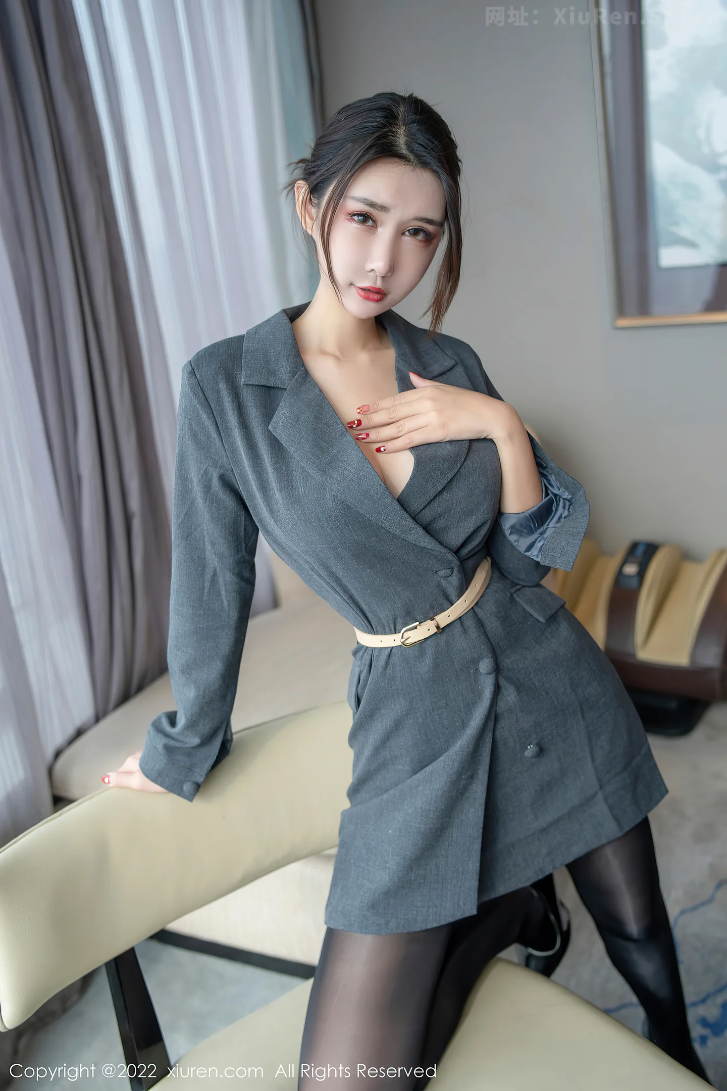 图片[5]-[XiuRen秀人网] VOL.5332 模特夏沫沫tifa私房半脱露黑色连体丝袜秀完美身材撩人诱惑写真66P-秀人网官方网站